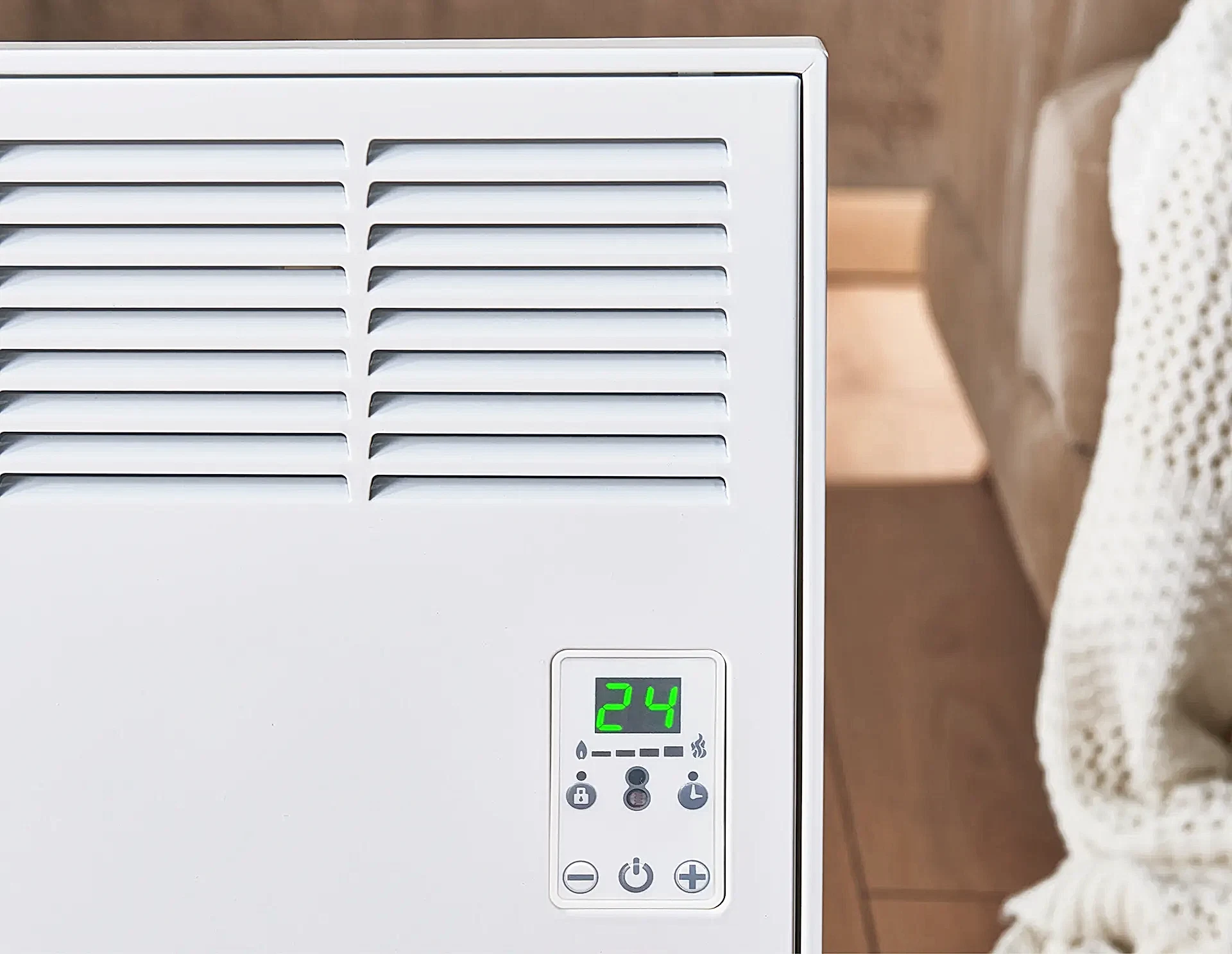 EPK 750 Watt Dijital Konvektör Isıtıcı Beyaz